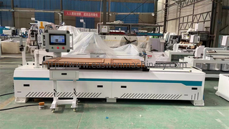 Máquina de puertas CNC personalizable con eje Z 20 tren guía del lecho del torno y 750W * 2/400W * 1 servomotores