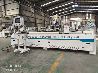 Máquina de puertas CNC personalizable con eje Z 20 tren guía del lecho del torno y 750W * 2/400W * 1 servomotores